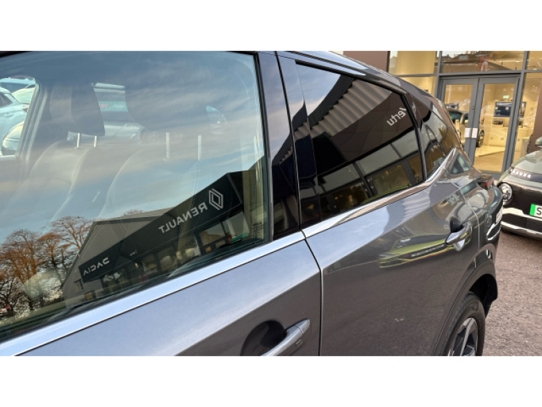 Nissan Qashqai 1.3 DiG-T MH N-Connecta 5dr Petrol Hatchback